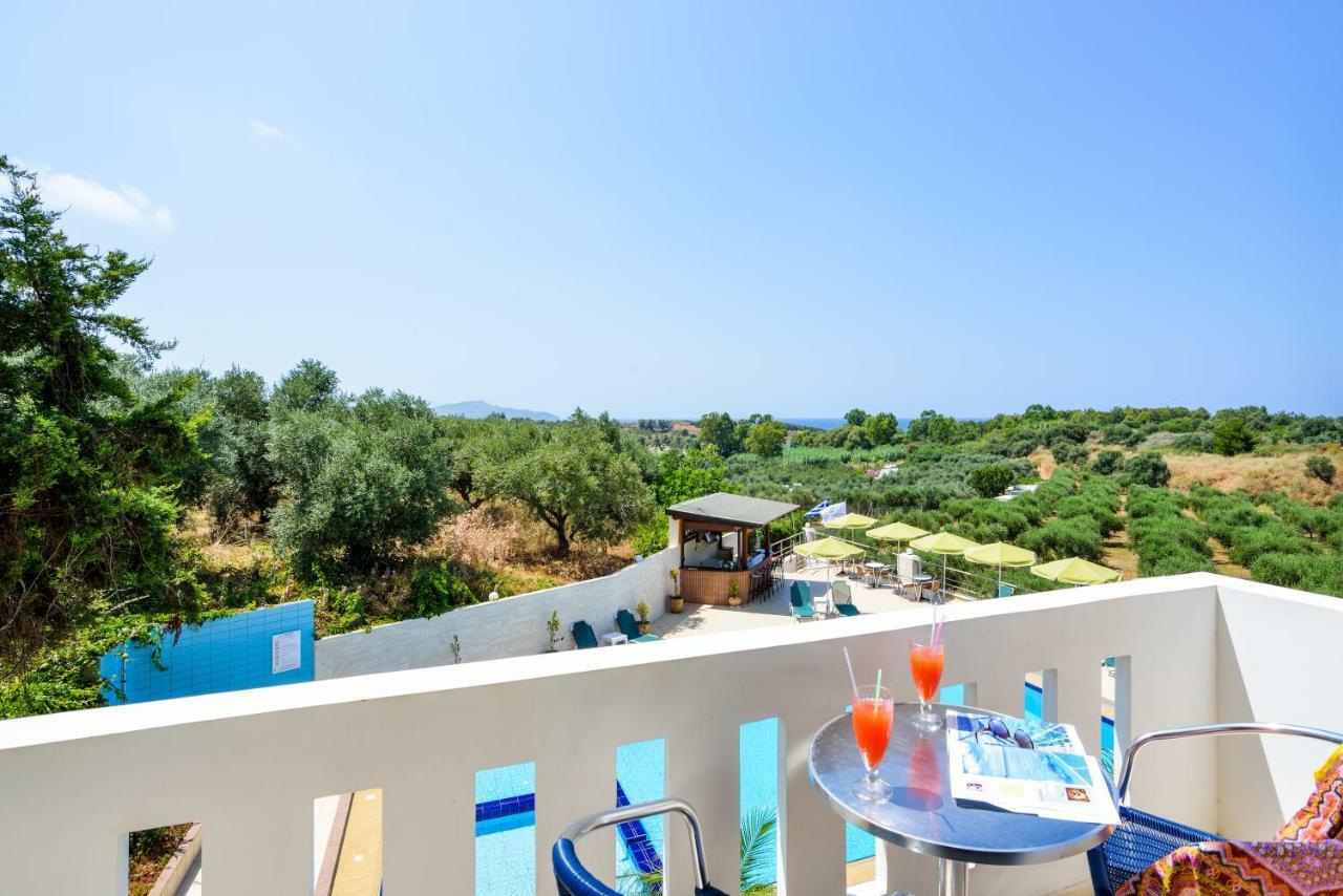 Poseidon Apartments Kato Daratso Exterior foto